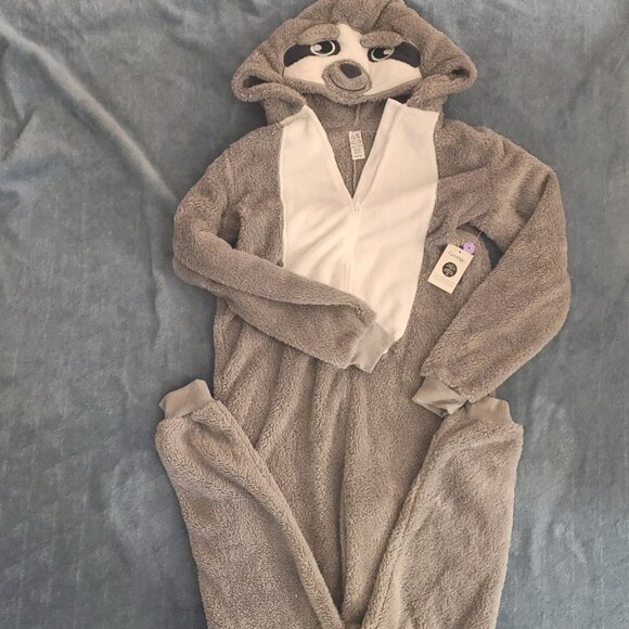 Girl's New w/ tag GEORGE Sleeper Sloth Size XL/TG (14-16) - Picture 1 of 2